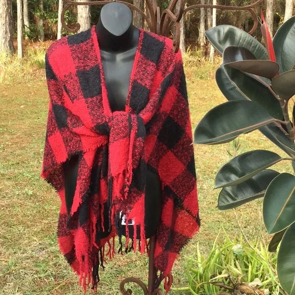 🌹NWT So Awesome Poncho / Wrap One Size Fits All Wardrobe Closet Must Have 🌹 - Picture 6 of 7